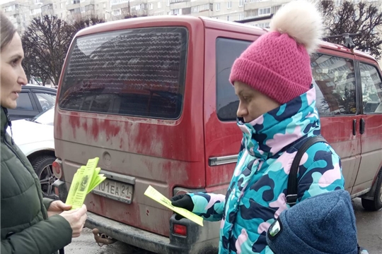 Специалисты социальной сферы разъяснили чебоксарцам о преимуществах социального контракта