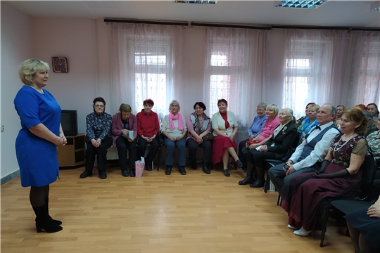 В ТОС «Залив» чествовали представительниц прекрасной половины человечества