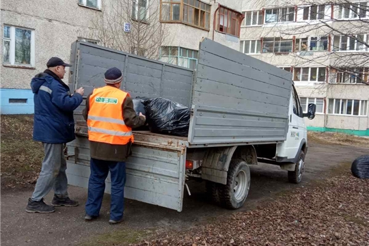Трудовые коллективы Московского района г. Чебоксары провели весенние санитарно-экологические субботники