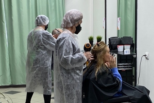 В Чебоксарах вновь проверили работу парикмахерских и салонов красоты в период карантина