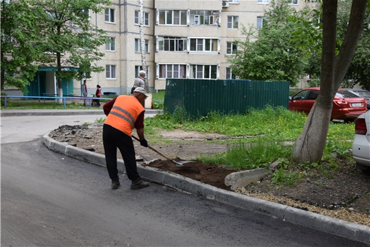 Чебоксарский общественный контроль проверяет ход ремонтных работ на дворовых территориях