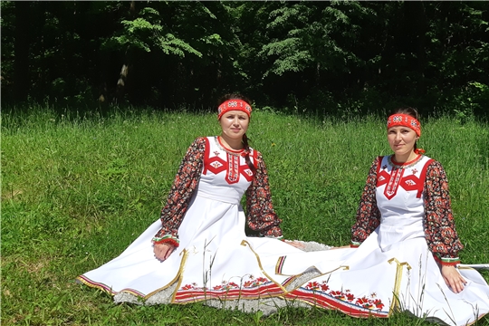 В честь 100-летия Чувашской автономии организовано дефиле национального костюма