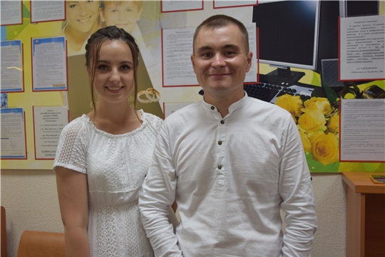 Сегодня в отделе ЗАГС администрации Московского района г. Чебоксары 8 пар молодоженов зарегистрировали свой брак