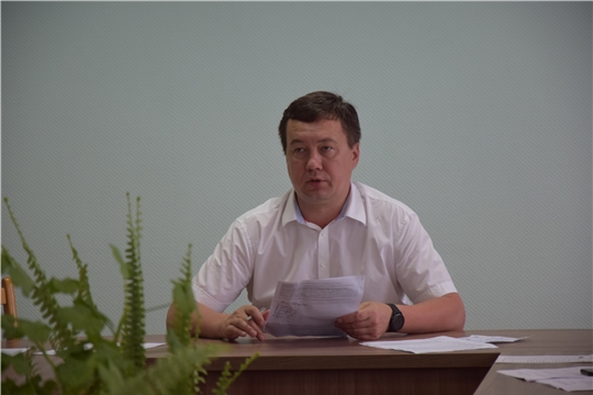 Итоги рейтингового голосования, усиление мер пожарной безопасности стали основными темами еженедельного совещания