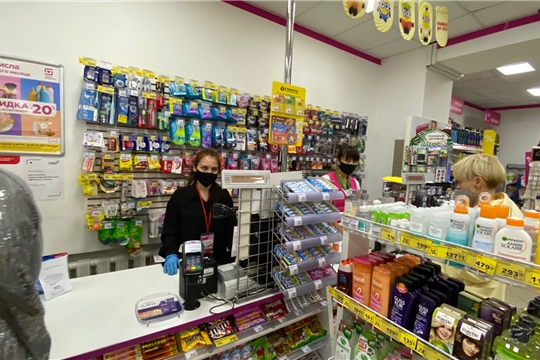 В Чебоксарах проверили, как предприятия торговли соблюдают республиканский указ