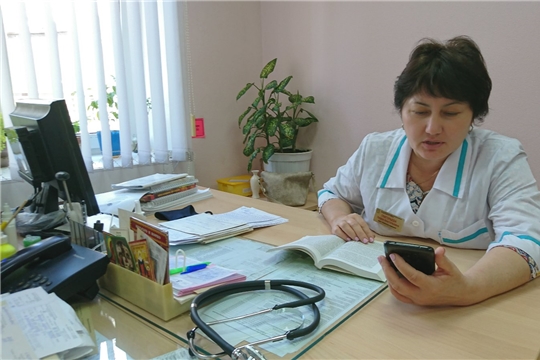 В онлайн-режиме в «Школе для родителей» проведены занятия о гармонизации семейных отношений