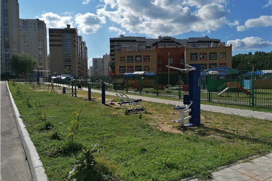 В преддверии Дня физкультурника на открытых городских площадках проходят занятия