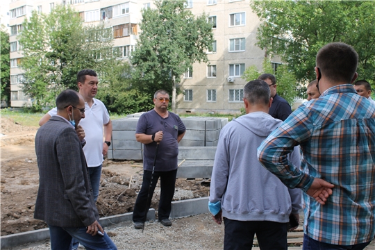 В центре внимания – благоустройство территории: организован очередной субботний обход