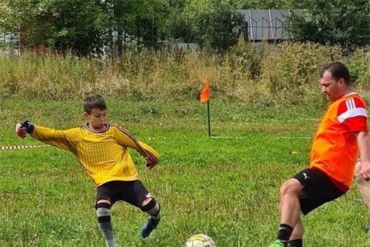 «Спорт – норма жизни»: на Чапаевском поселке г. Чебоксары состоялся футбольный матч