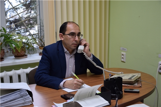 Вопросы благоустройства района – постоянная тема «Прямой линии»