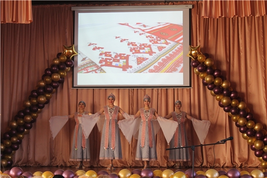 Ко Дню чувашской вышивки проводится онлайн-эстафета «Сохраняя традиции»