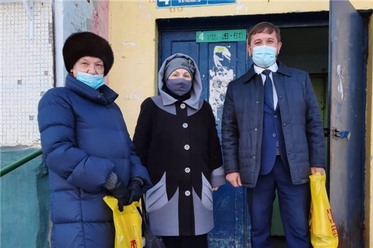 Делегация Московского района г. Чебоксары навестила людей с ограниченными возможностями здоровья