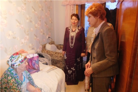 90-летний юбилей отметила ветеран Великой Отечественной войны, ветеран труда Ольга Максимовна Ларионова