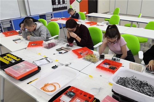 Инженерные каникулы в Технопарке «Кванториум» прошли на «ура»