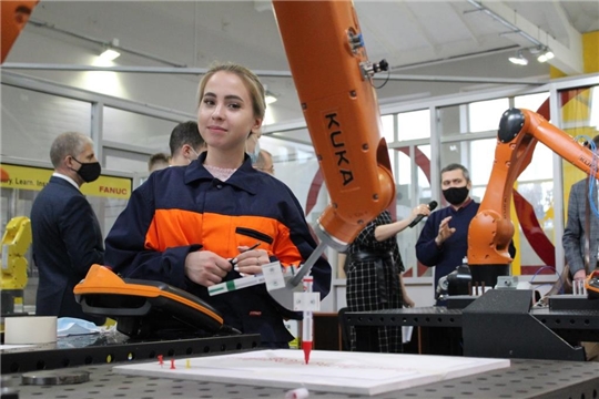 В МЦК-ЧЭМК состоялось открытие мастерских в рамках нацпроекта «Образование»