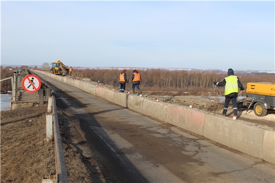 На мосту через р.Сура ведется второй этап ремонтных работ