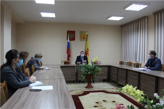 Евгений Лебедев провел очередное заседание оперативного штаба по предупреждению распространения коронавирусной инфекции на территории Порецкого района