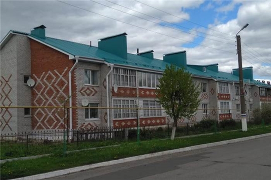 Завершены работы по капитальному ремонту кровли многоквартирного дома №11 по улице Космовского в селе Шемурша