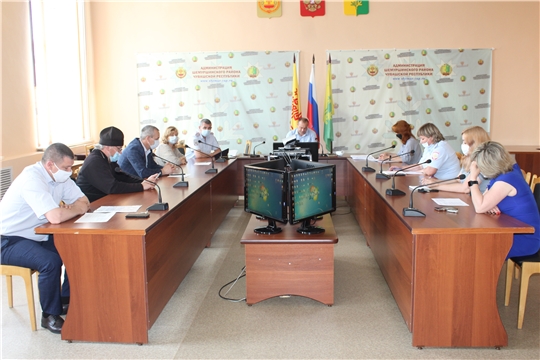Заседание комиссии по делам несовершеннолетних и защите их прав при администрации Шемуршинского района