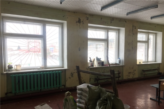 Начался ремонт в Нижнекумашкинской сельской библиотеке.