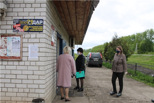 В Шумерлинском районе продолжаются рейды по соблюдению масочного режима