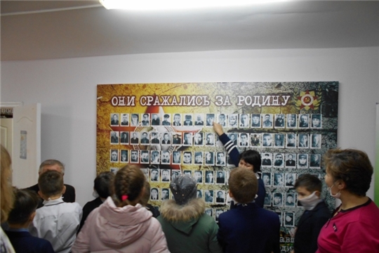 Обучающиеся МБОУ «Гимназия №8» г. Шумерля посетили Шумерлинскую сельскую библиотеку