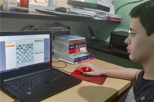 Юные шахматисты Чувашии готовятся к онлайн-турниру по быстрым шахматам, посвящённому 75-летию Великой Победы
