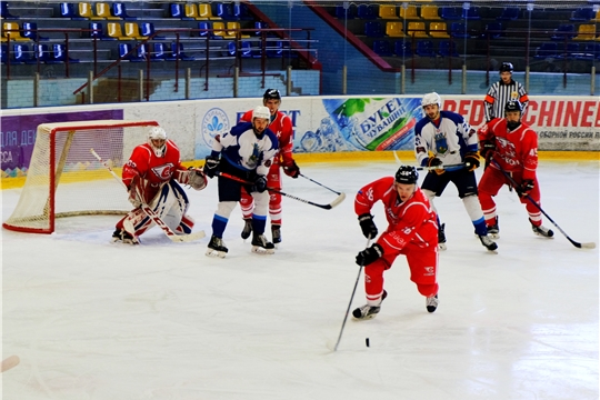 Молодежный хоккейный клуб «Сокол» провел дебютный матч первенства НМХЛ