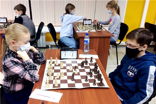 Юные шахматисты разыграли награды первенства республики