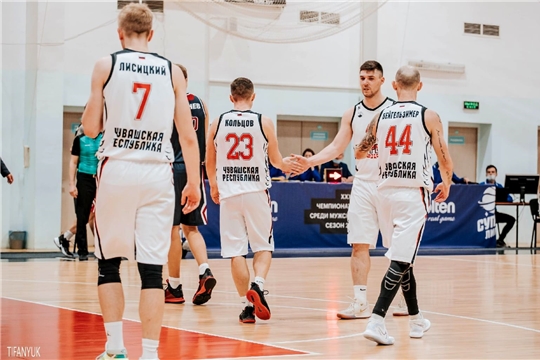 Баскетбольный клуб «Чебоксарские ястребы» обыграл челябинский «Челбаскет»