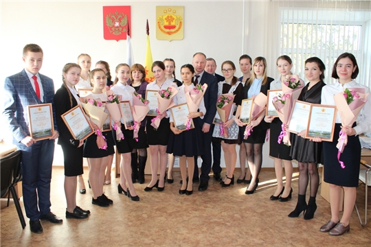 Состоялось вручение свидетельств стипендиатам Главы Чувашской Республики