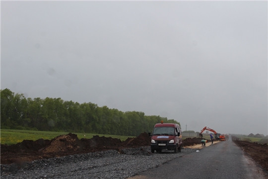 Полным ходом идут работы на объекте капитального ремонта автомобильной дороги «Аниш» в Урмарском районе