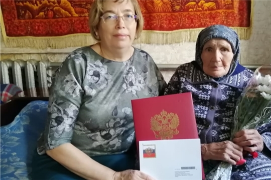 90-летний юбилей отметила жительница д. Чубаево, ветеран труда Н.В. Ефимова