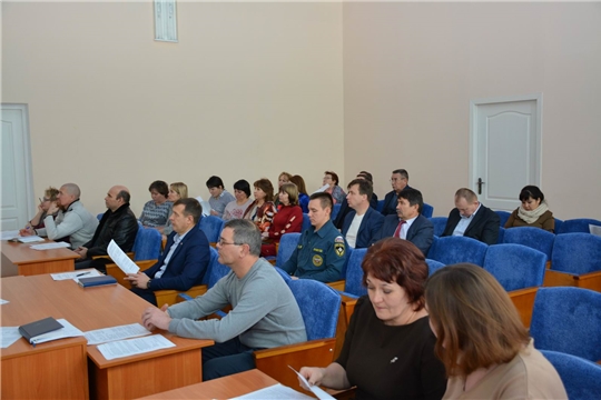 В Вурнарском районе в очередной раз обсудили вопросы подготовки и проведения праздничных мероприятий в честь 75-летия Победы