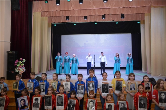 В Вурнарском районе в торжественной обстановке состоялось открытие Года памяти и славы