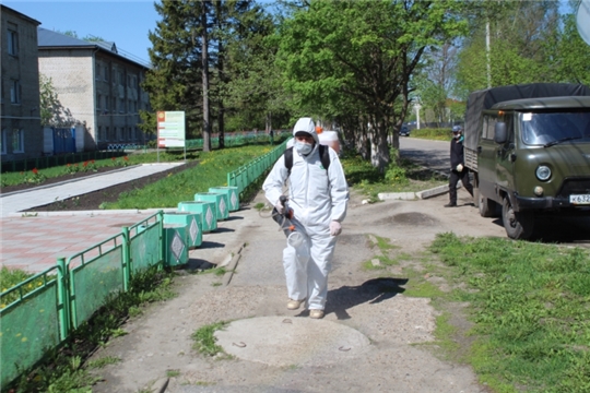 В п. Вурнары в связи с эпидемиологической ситуацией проводится дезинфекция