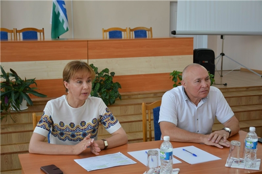 Вурнарский район с рабочим визитом посетила министр труда и социальной защиты Алена Елизарова