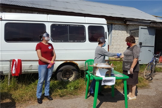 В Ядринском районе продолжается общероссийское голосование по вопросу одобрения изменений в Конституцию Российской Федерации