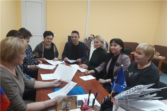 Состоялось выездное заседание Яльчикского  районного женского совета