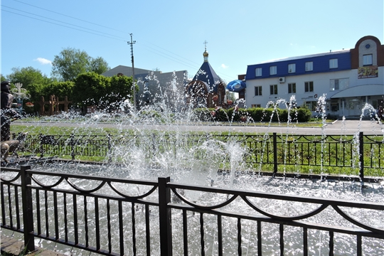 На Центральной площади села Яльчики заработал фонтан