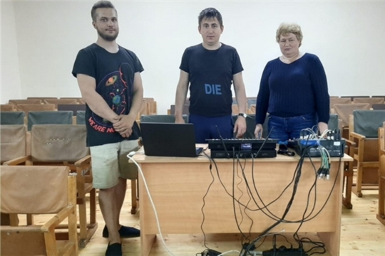 Новое звуковое и световое оборудование поступило в Малотаябинский дом культуры
