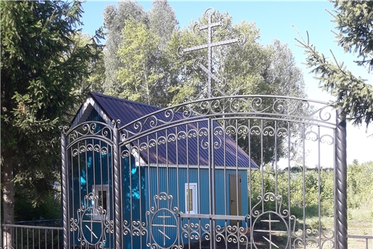 Вести поселений: завершены работы по строительству нежилого помещения и ограждения на кладбище села Кушелга