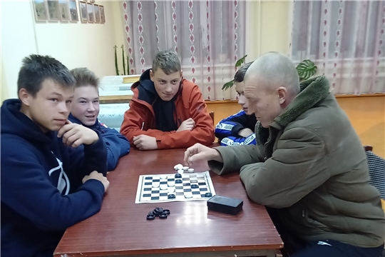 В Большетаябинском СДК шашечный турнир «Мы за ЗОЖ»