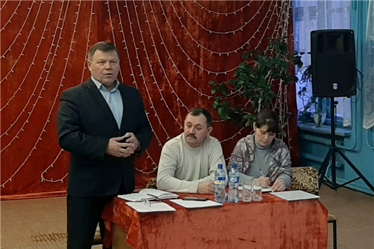 В Янтиковском районе продолжаются отчёты глав поселений перед населением