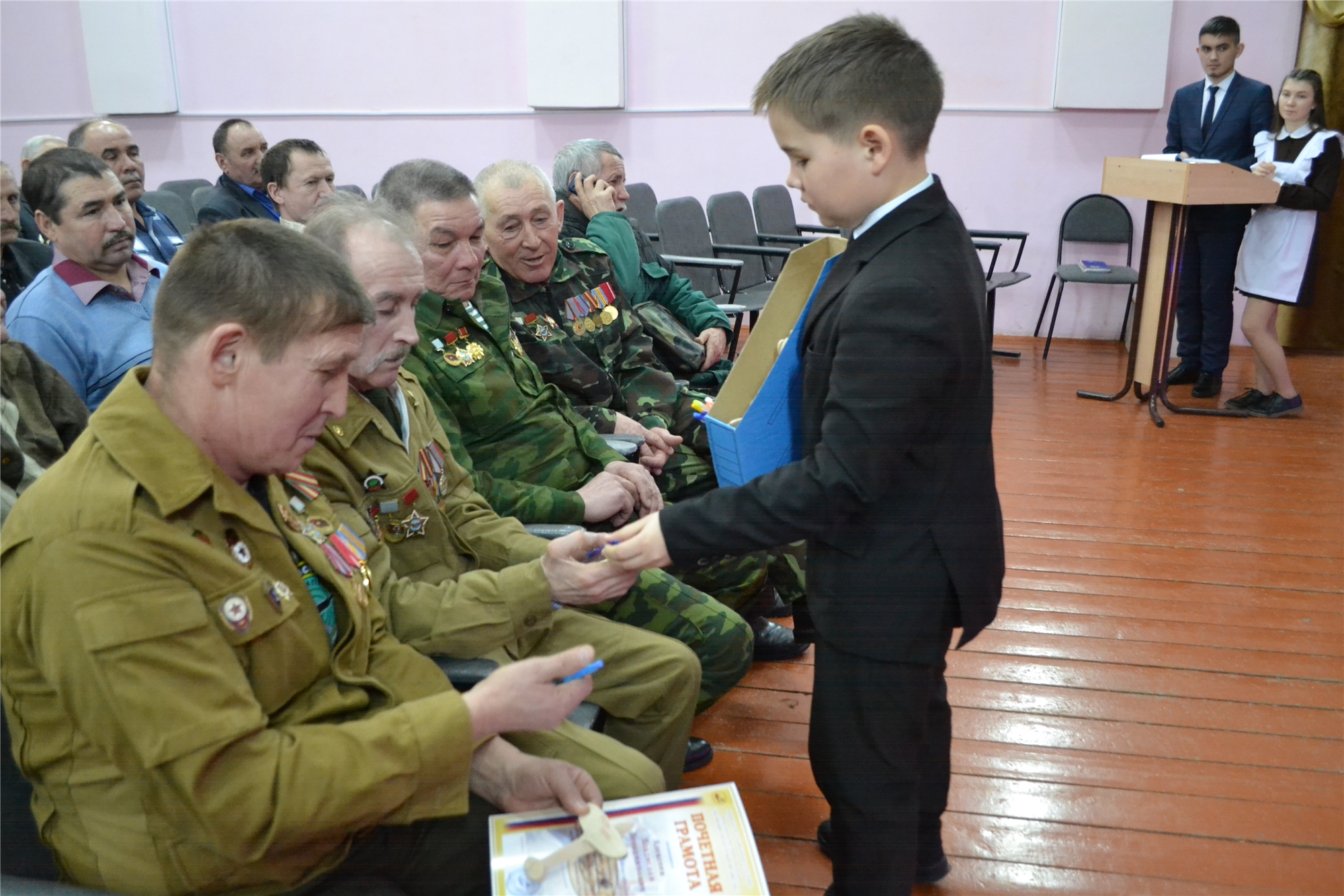 В селе Янтиково состоялась встреча учащихся с ветеранами Афганской войны |  Янтиковский муниципальный округ Чувашской Республики