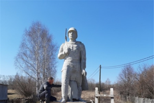 В д. Новое Сюрбеево ведется строительство памятника «Воинам Великой Отечественной войны 1941-1945 гг.»