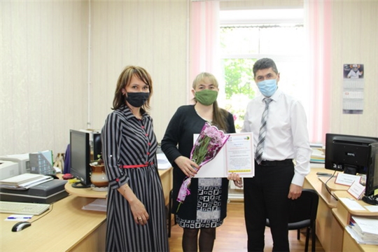 Глава администрации района Сергей Беккер поздравил с Днем социального работника работников сферы