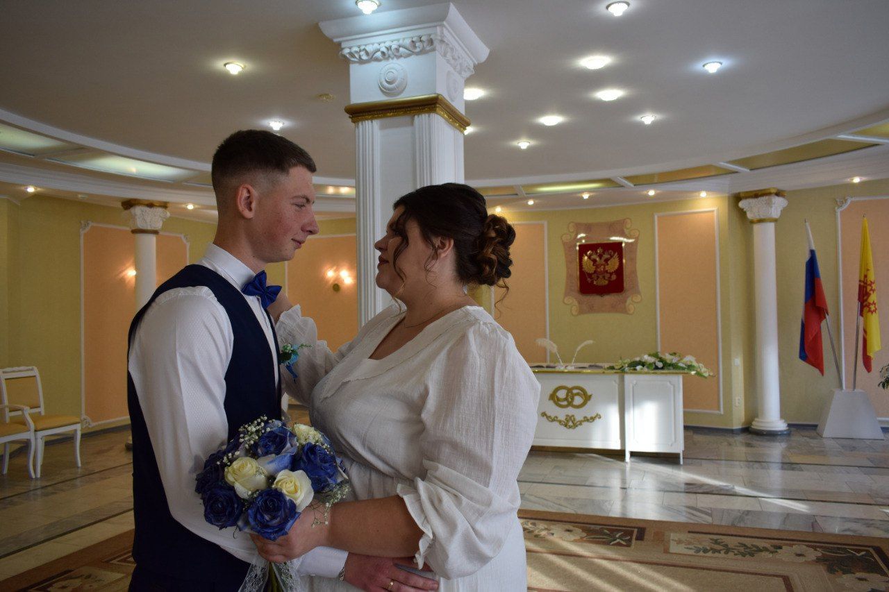 Третий брак и третий сын. ЗАГС Г Алатырь. 08.07.2021 Барнаул пары зарегистрировали брак Ленинский район.
